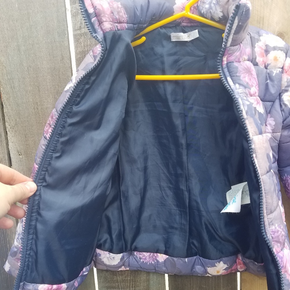 Size 6 Mirtillo Italian made puffer coat - Picture 4 of 8